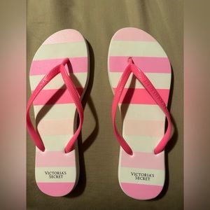Victorias Secret flip flops Size Large
